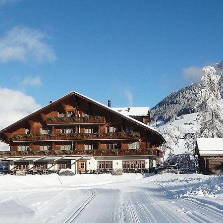 Hotel Alpenland Ґштад Екстер'єр фото