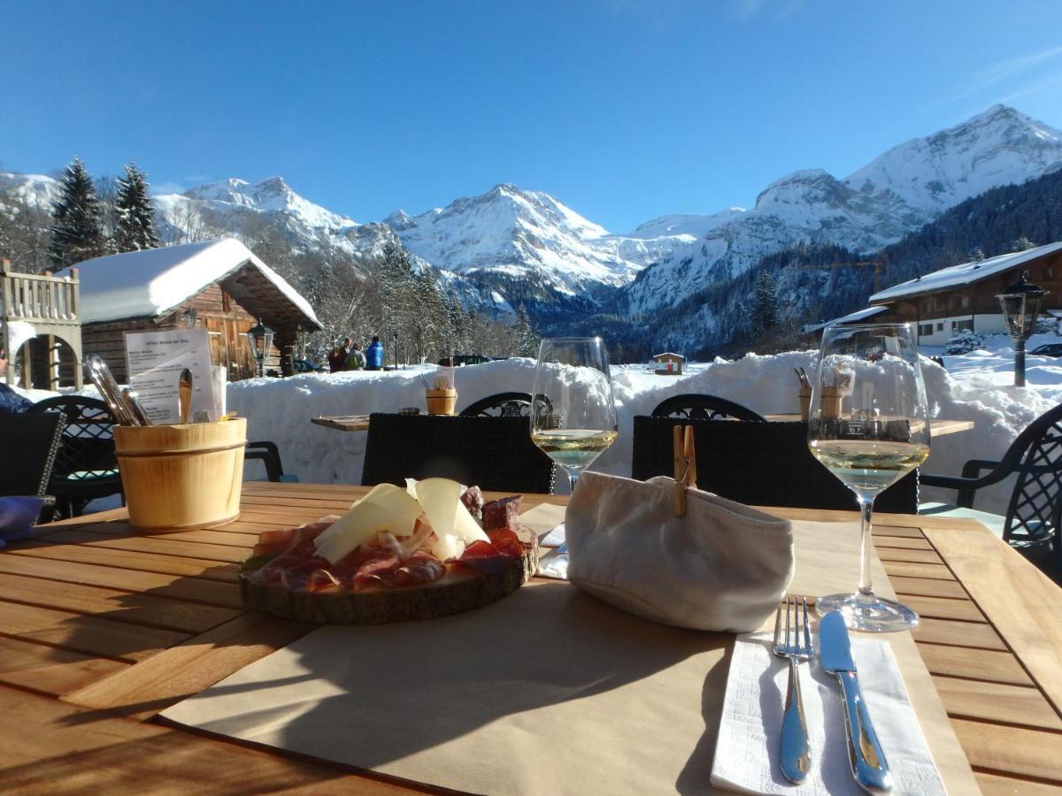 Hotel Alpenland Ґштад Екстер'єр фото